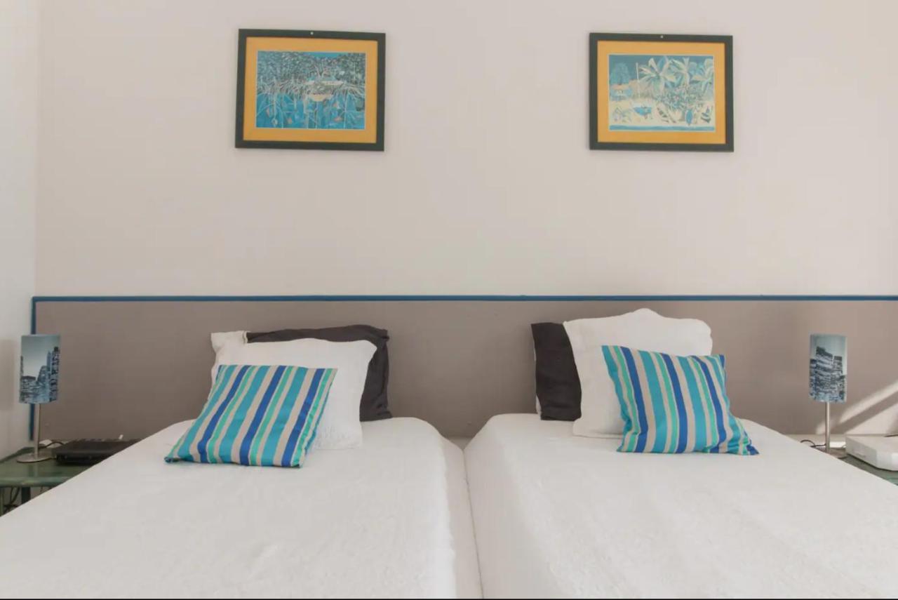 דירות Le Marin Un Pied-A-Terre Face A La Marina מראה חיצוני תמונה