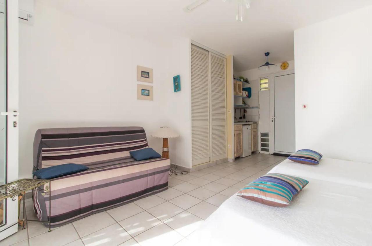 דירות Le Marin Un Pied-A-Terre Face A La Marina מראה חיצוני תמונה