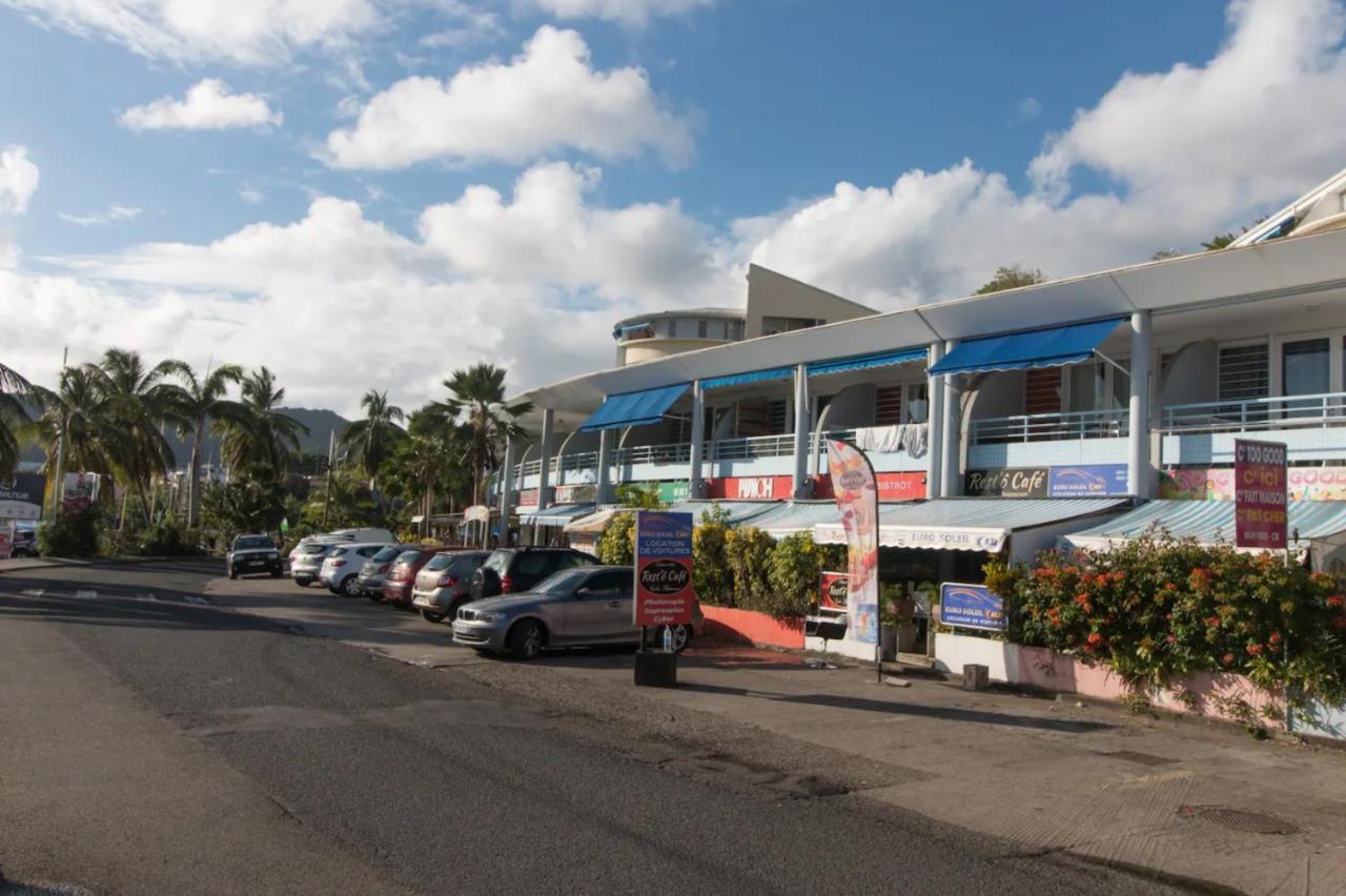 דירות Le Marin Un Pied-A-Terre Face A La Marina מראה חיצוני תמונה